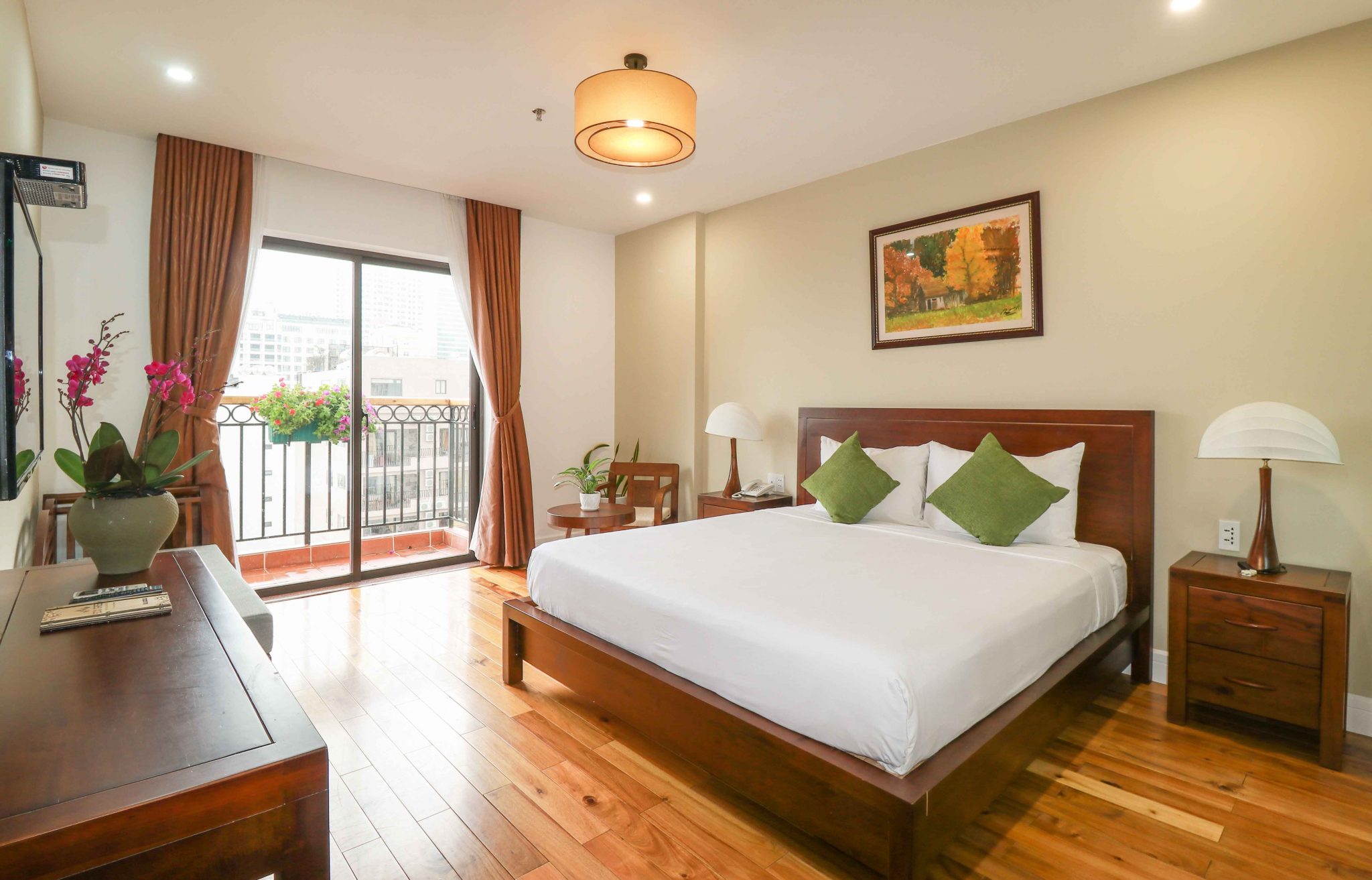 eco-green-boutique-hotel-eco-suite-room-1-2019
